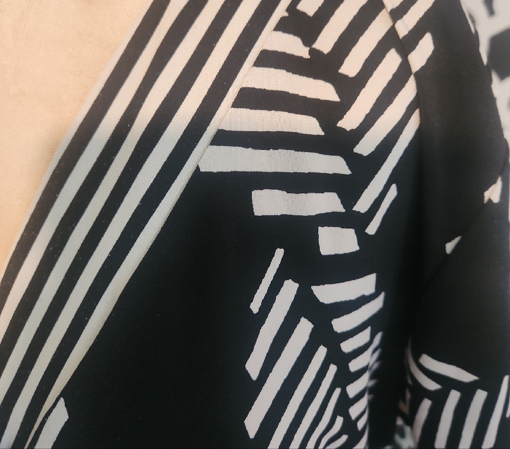 Alfani Black and White Geometric Wrap Dress - Picture 8 of 10